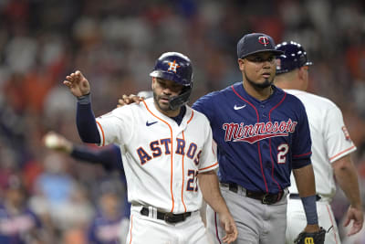 Houston Astros x Fresh Pawz