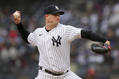 Yankees beat skidding Astros 4-1 for 7th straight win