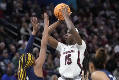 South Carolina's Dawn Staley shoots down coaching men's basketball