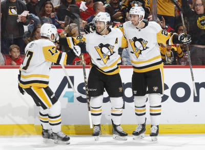 Malkin, Penguins surge past Flames with 5 goals in the third