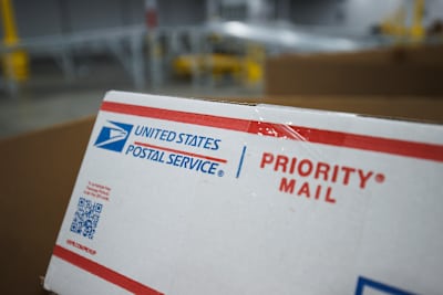 Usps baggage fees store