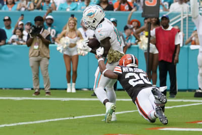 Miami Dolphins unleash ground attack in win over Cleveland Browns