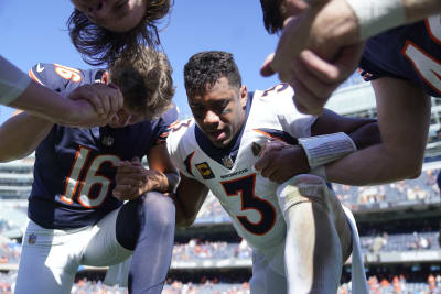 Russell Wilson throws 3 TDs, Broncos rally from 21 down to top Bears 31-28