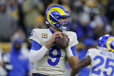 Detroit Lions reportedly trading Matthew Stafford to Rams for 2 first-round  picks, Jared Goff 