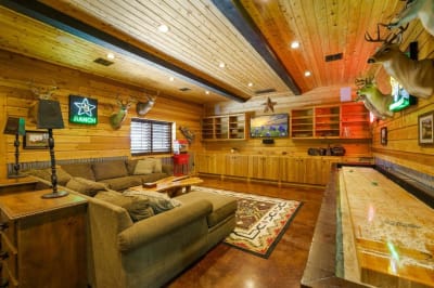 125 Best Man Cave Ideas (Furniture & Decor Pictures)  Man cave room,  Masculine interior, Man cave home bar