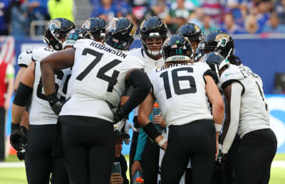 En route to London Town! Jaguars cross the pond for NFL international games