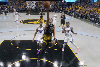 De'Aaron Fox Pulls Up From Midcourt For A Game Game Winner