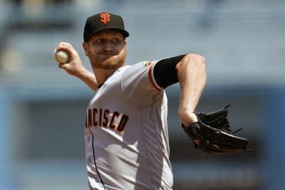 Giants rally to beat Dodgers in 11th after being hitless for 6 innings