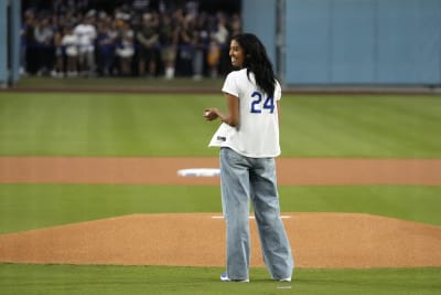 Kobe Bryant throws out the first pitch 