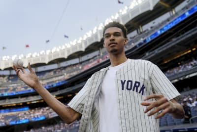 Barstool Sports on X: Great Britain rockin the default Jerseys