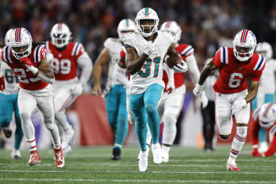 The Dolphins and the 49ers are off to record-threatening offensive