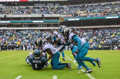 Eagles Fans Celebrate Big Win Vs. Jaguars Despite Gloomy Weather – NBC10  Philadelphia