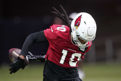 Cardinals use two pick-6s in first half to down Saints 42-34