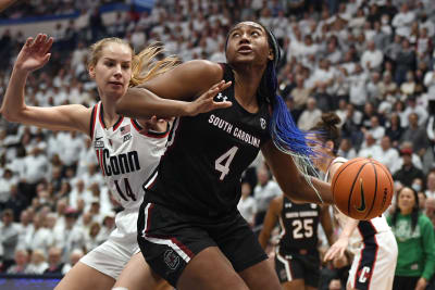 Staley, VanDerveer back Griner at S Carolina-Stanford game