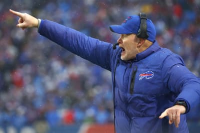 AFC-leading Bills overcome elements, beat White, Jets 20-12