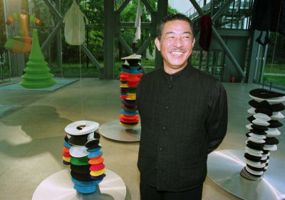 Issey Miyake, known for bold sculpted designs, dies at 84