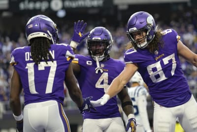 New York Giants outlast Minnesota Vikings for 1st playoff win in 11 years 