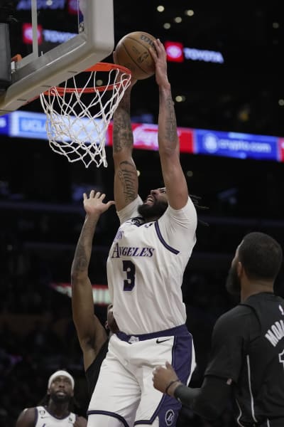 Davis scores season-high 37, Lakers beat Nets to snap skid