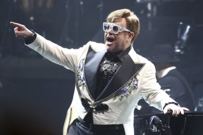 Bob Mackie Revived One of Elton John's Most Iconic Costumes Last Night