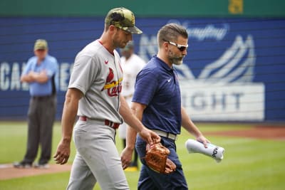 Cardinals RHP Miles Mikolas, manager tossed after hit batter, Major League  Baseball