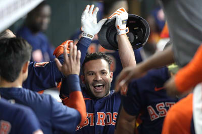 Houston Astros fans relieved as team salvages series finale vs