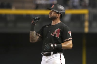 Dodgers' David Peralta delivers game-winner to sweep D-backs