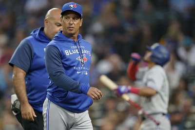 Blue Jays ride Manoah's arm more than their bats, beat Bosox