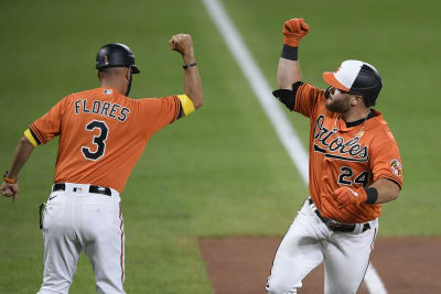 Orioles get all their offense in 6-run 2nd inning to beat