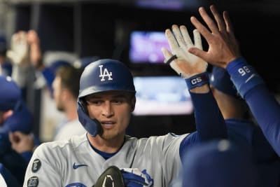 Photos: Dodgers lose to Atlanta Braves in Game 4 of NLCS - Los