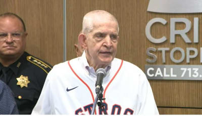 Mattress Mack Jim Mcingvale Houston Astros I'M Between Parker And Tidwell T- Shirt Sweatshirt Teeviews