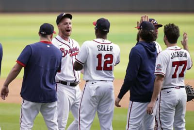 JOC POP!!! Braves' Joc Pederson smashes 3-run homer to put Atlanta