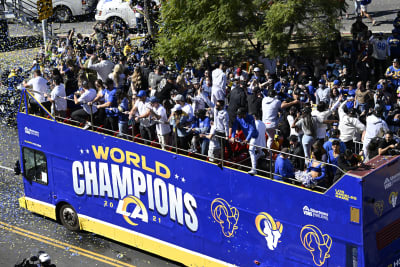 Rams fans cheer Super Bowl champs at LA victory parade