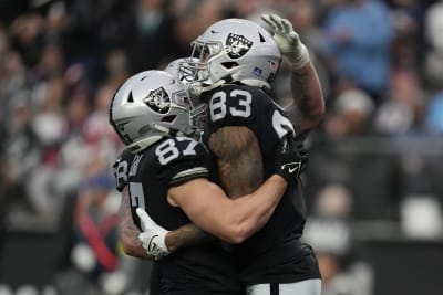 Raiders' wild last-second win over Pats still talk of NFL