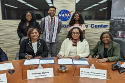 Hbcu top nasa sweatshirt