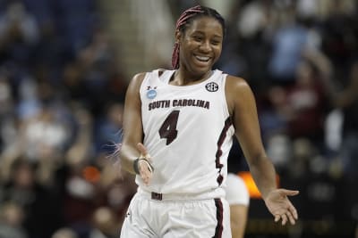 Staley, VanDerveer back Griner at S Carolina-Stanford game