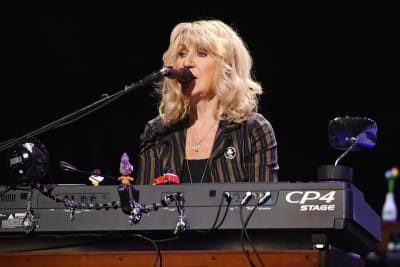 Fleetwood Mac's Christine McVie Dead At 79