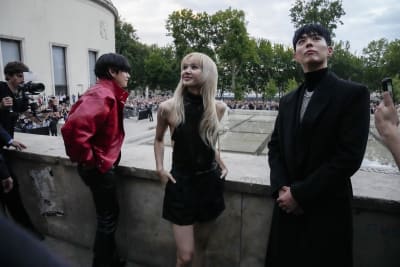 V, Lisa and Park Bo-gum steal the show at Paris Fashion Week - WATCH