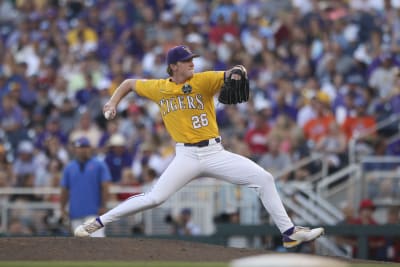 LSU wins 1st College World Series title since 2009, beating Florida 18-4  one day after 20-run loss