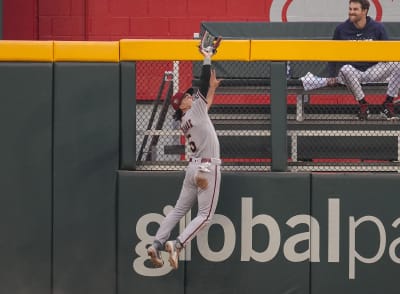 Diamondbacks outlast the Braves 16-13 to snap 4-game losing streak