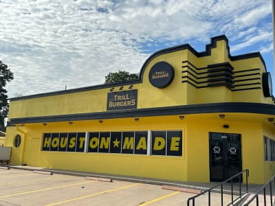 Papa's Burgers Owner Opens New BBQ Spot in North Side San Antonio, San  Antonio