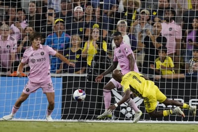 Lionel Messi scores in regulation, penalties to lead Inter Miami past  Nashville in Leagues Cup final