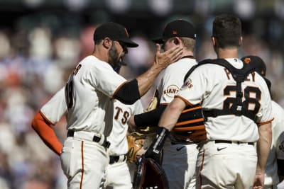 Giants vs. Dodgers: San Francisco keeps rolling in NLDS Game 1 - Sports  Illustrated