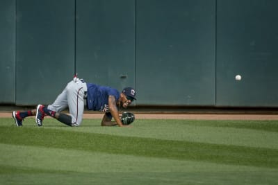 Twins catch a break as Byron Buxton suffers mid-left foot sprain,  considered day-to-day – SKOR North