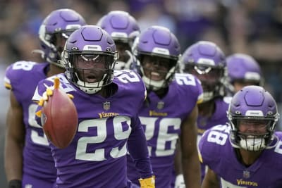 New Orleans Saints to wear new black helmets in London vs. Vikings