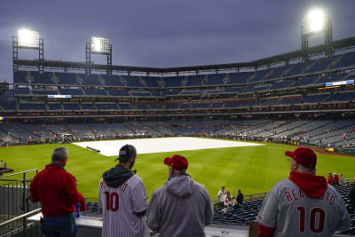 Phillies, J.T. Realmuto right at home in opener at Citizens Bank Park,  topping Reds, 5-2