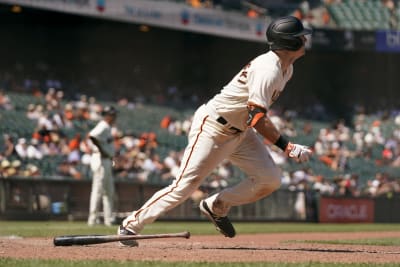 Bumgarner homers twice, but Giants blow lead in loss to Diamondbacks