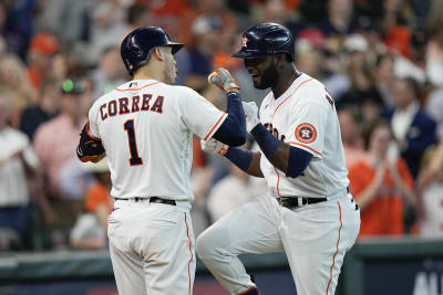 Yordan Alvarez's Family Arrives From Cuba to Watch First MLB Game