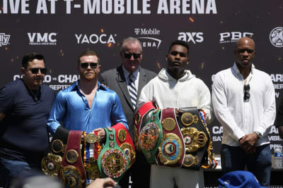 Nobody can beat this Canelo' - Undisputed super-middleweight champion  Alvarez smothers Jermell Charlo - Eurosport