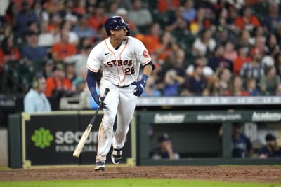 Jose Altuve Made an Adjustment to Become One of Baseball's Most Dangerous  Hitters