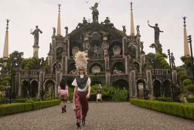 The Louis Vuitton Cruise 2024 show held this year against the picturesque  backdrop of Isola Bella on Lake Maggiore in Italy a first for…